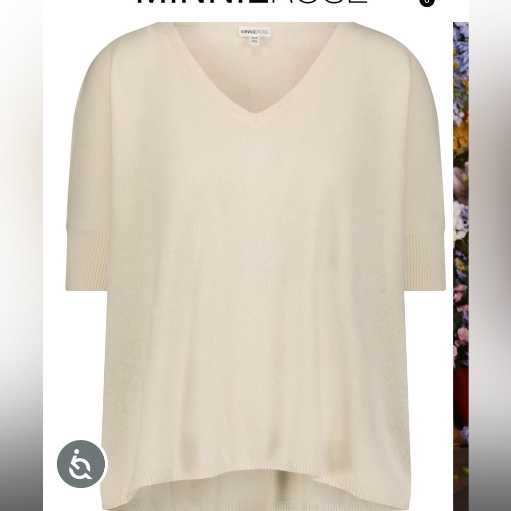 Minnie Rose Cream V-Neck Pow Pow sweater size XS/S